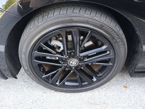 Used 2025 Toyota Camry SE w/ Multimedia Upgrade Package FWD image 4