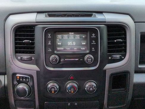 Used 2017 RAM 1500 Express w/ Express Value Package RWD image 22