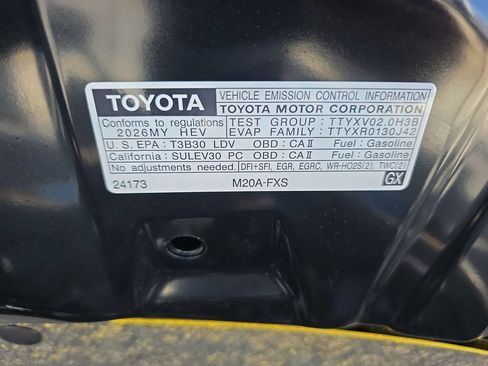 Used 2026 Toyota Prius XLE FWD image 36