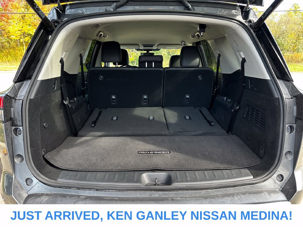 Certified 2026 Nissan Pathfinder SL AWD/4WD image 19