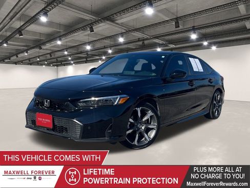 Used 2025 Honda Civic Sport image 1