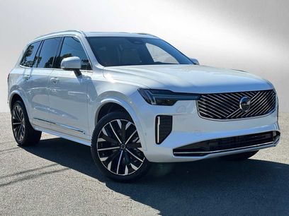 New 2026 Volvo XC90 B6 Plus w/ Protection Package Premier
