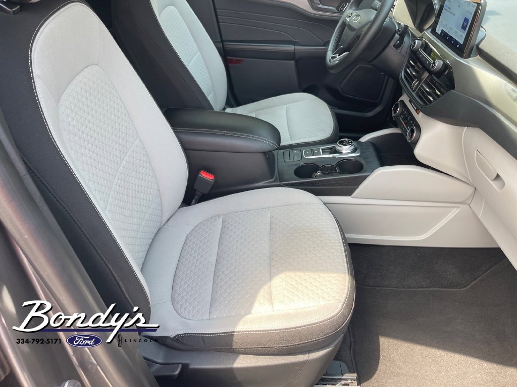 Used 2024 Ford Escape Active FWD image 18