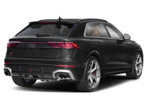 New 2025 Audi RS Q8 performance image 2