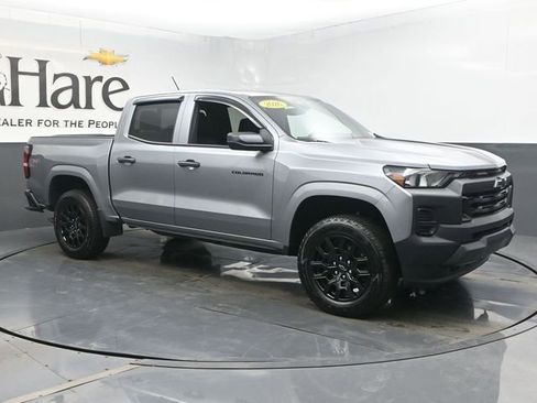 Used 2026 Chevrolet Colorado W/T image 6
