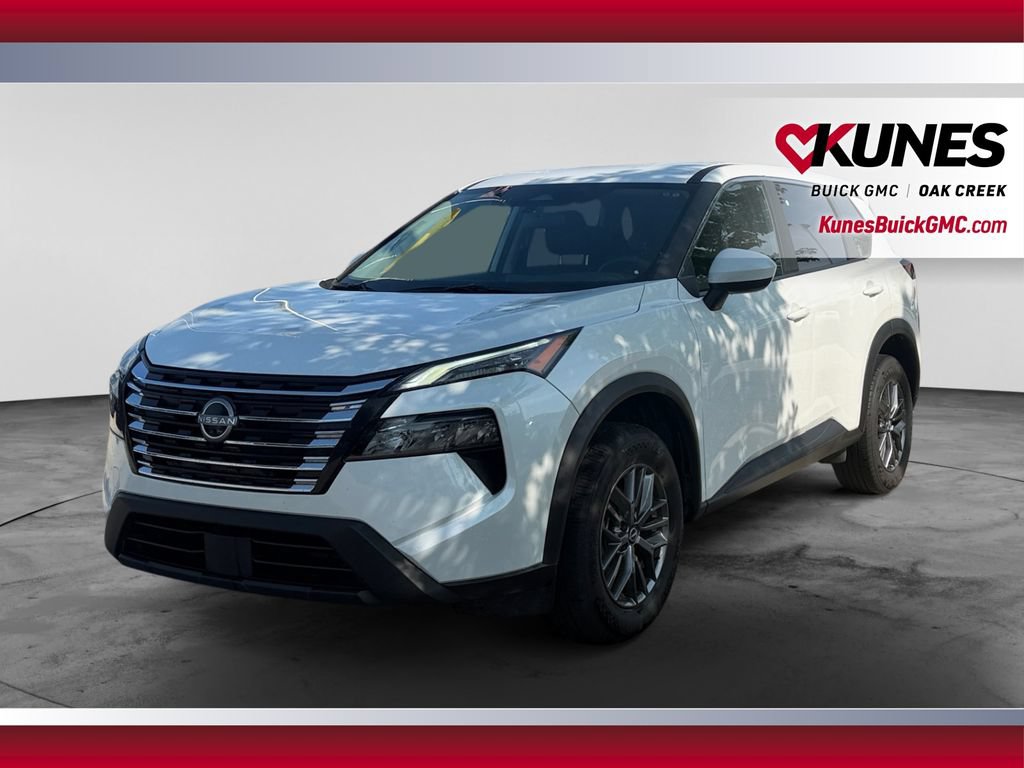 Used 2026 Nissan Rogue SV AWD/4WD image 5