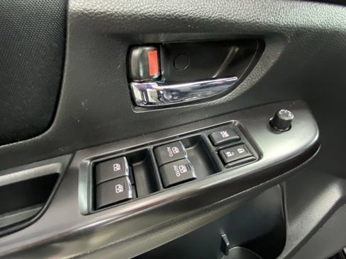 Used 2017 Subaru WRX AWD/4WD image 14