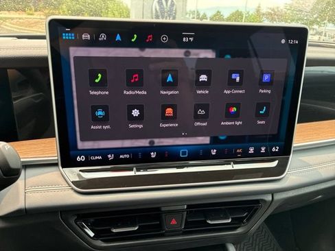 New 2026 Volkswagen Tiguan SEL R-Line AWD/4WD image 10