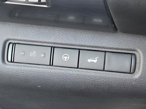 Certified 2022 Nissan Pathfinder SL FWD image 28