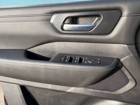 New 2026 Nissan Armada SV image 13