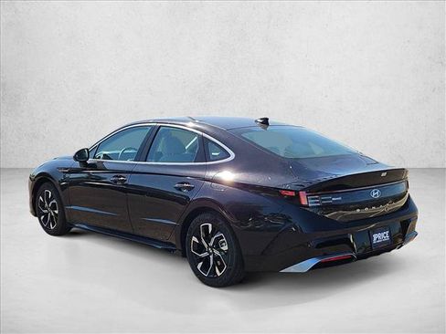Used 2024 Hyundai Sonata SEL FWD image 7
