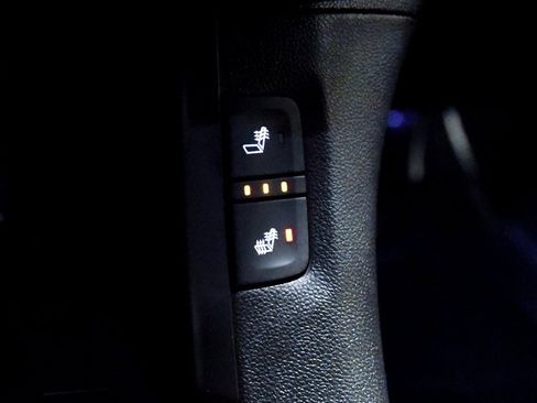 Used 2019 GMC Acadia SLE image 24