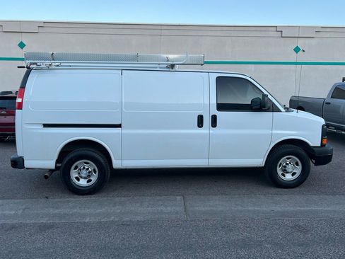 Used 2015 Chevrolet Express 3500 w/ Cold Climate Package image 2