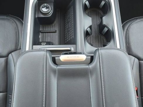 Used 2025 Ford Expedition Max Platinum AWD/4WD image 45
