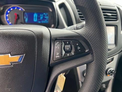 Used 2015 Chevrolet Trax LT FWD image 38