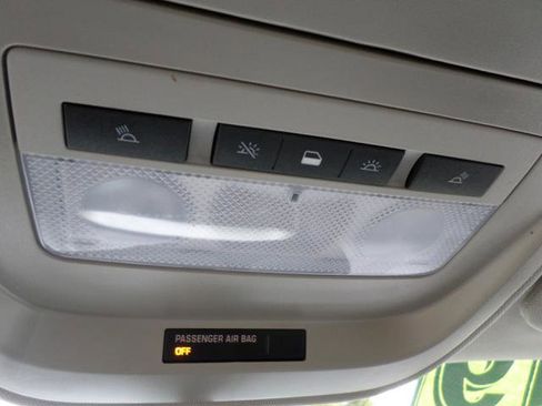 Used 2019 Chevrolet Colorado LT w/ LT Convenience Package image 18