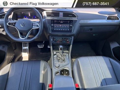 Used 2024 Volkswagen Tiguan SE R-Line w/ MDO Package, Two-Row AWD/4WD image 30