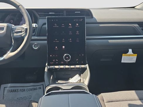 New 2026 GMC Terrain Elevation w/ Technology Package II AWD/4WD image 14