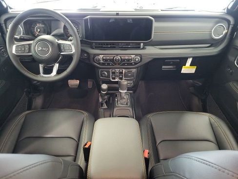 New 2025 Jeep Wrangler Sahara image 38