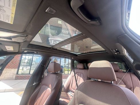 Used 2021 BMW X5 M50i w/ Executive Package image 43