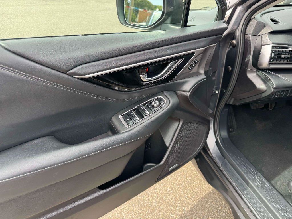 Used 2023 Subaru Outback Limited AWD/4WD image 18