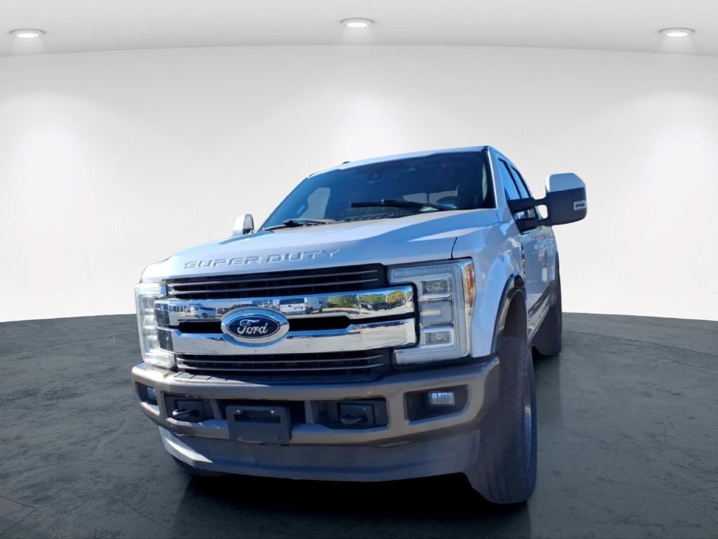 Used 2017 Ford F250 King Ranch w/ King Ranch Ultimate Package AWD/4WD image 5