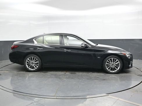 Used 2020 INFINITI Q50 Luxe w/ Essential Package (3.0T Luxe) AWD/4WD image 5