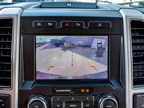 Used 2020 Ford F350 Lariat w/ Lariat Ultimate Package image 28