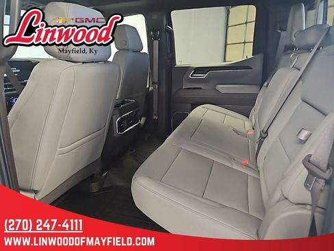 New 2026 GMC Sierra 1500 SLT image 11