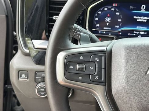 Used 2024 Chevrolet Silverado 1500 LTZ image 19