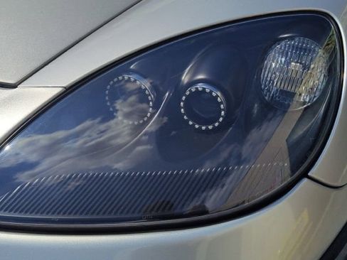 Used 2005 Chevrolet Corvette Coupe w/ Preferred Equipment Group image 23