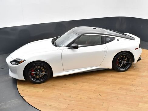 New 2024 Nissan Z Performance w/ Floor Mat Package image 28