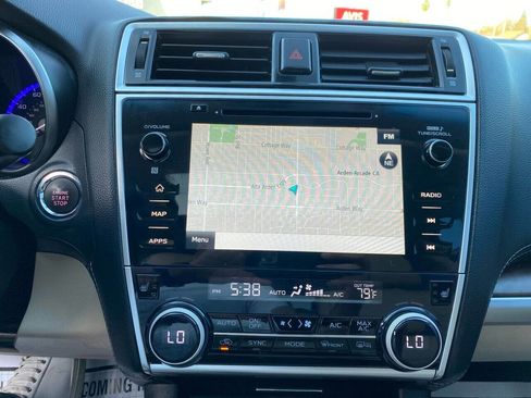 Used 2018 Subaru Outback 2.5i Limited image 19