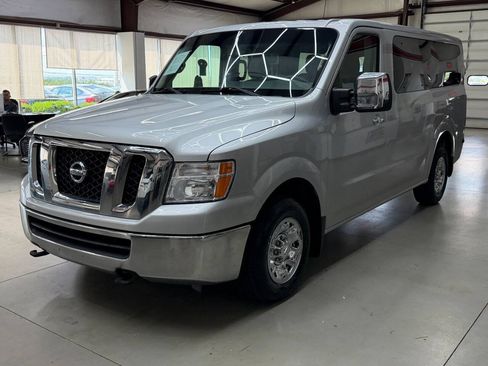 Used 2017 Nissan NV 3500 SV w/ SV Technology Package RWD image 5
