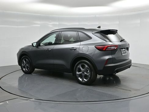 Used 2025 Ford Escape ST-Line image 7