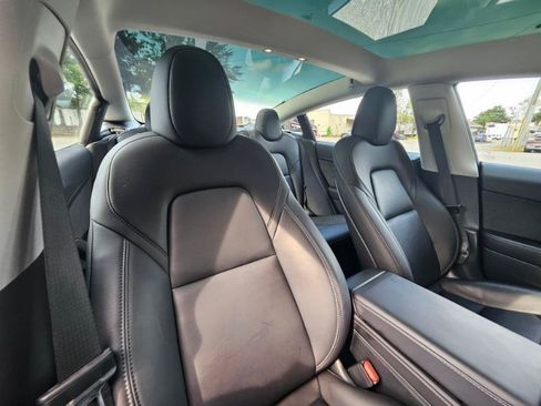 Used 2023 Tesla Model 3 Standard Range RWD image 56