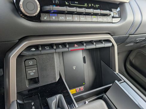 New 2026 Toyota Sequoia Platinum AWD/4WD image 14