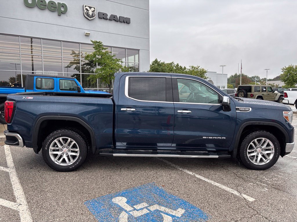 Used 2020 GMC Sierra 1500 SLT w/ SLT Premium Plus Package AWD/4WD image 9