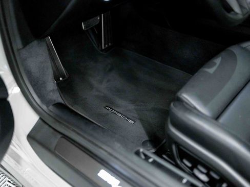 Used 2022 Porsche 911 Carrera S image 41