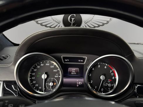 Used 2015 Mercedes-Benz GL 550 4MATIC w/ Driver Assistance Package image 23