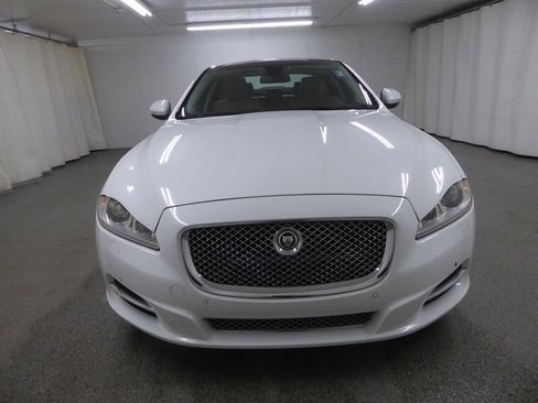 Used 2013 Jaguar XJ AWD image 2