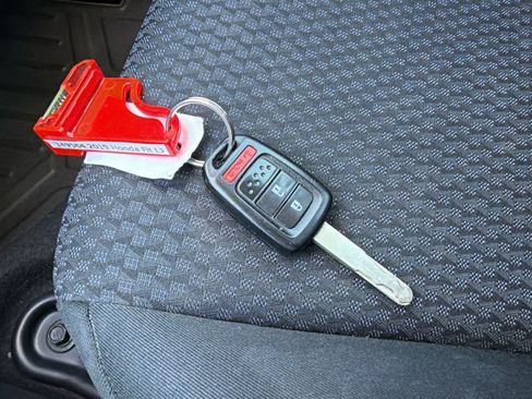 Used 2019 Honda Fit LX image 29