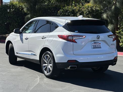 Used 2023 Acura RDX FWD w/ Technology Package image 4