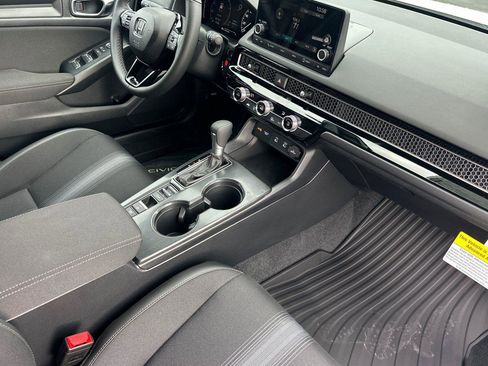 New 2026 Honda Civic Sport image 16