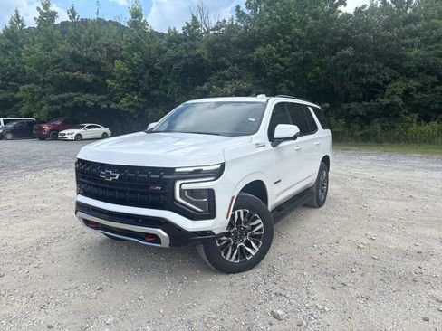 New 2026 Chevrolet Tahoe Z71 w/ Comfort Package AWD/4WD image 1