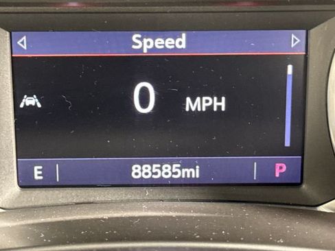 Used 2020 GMC Terrain SLT FWD image 30