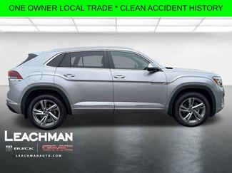 Used 2024 Volkswagen Atlas Cross Sport SEL R-Line AWD/4WD video 2