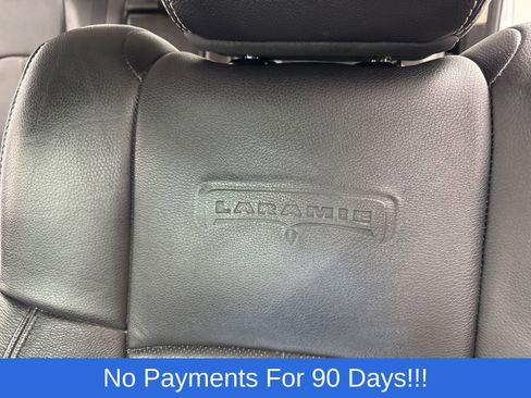 Used 2017 RAM 1500 Laramie w/ Convenience Group image 13