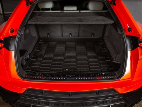 Used 2024 Lamborghini Urus S AWD/4WD image 42