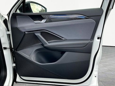 New 2026 Volkswagen Tiguan SE R-Line image 26